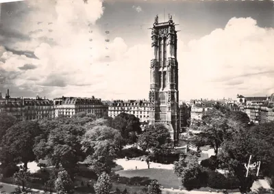 Tour Saint-Jacques — vue depuis le Square Saint-Jacques — Éditions d'Art Française