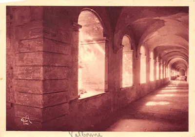 Valbonne — Le grand Cloître — Édition G.-L. Arlaud, Lyon