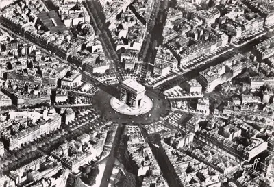 Paris — Vista aérea do Arco do Triunfo e das 12 avenidas — Edições GREFF