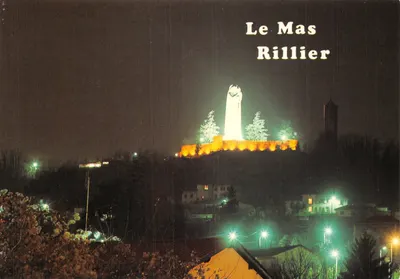 Le Mas Rillier — Santuário Nossa Senhora do Sagrado Coração, estátua monumental iluminada à noite — Éditions Cellard, Bron