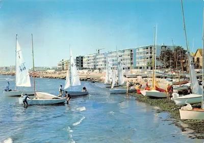 Praia da Rive droite — Le Grau du Roi (Gard) — Éditions "S.L." Lyon/Villeurbanne