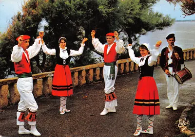 Dança popular basca — Grupo de Arte Popular "Bi-Harri", Biarritz — Editora Elcée, n° 1781