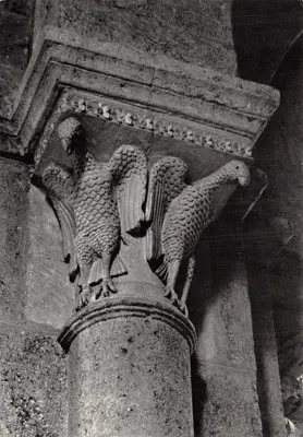 Saulieu (21. C.-d'Or) — Basilique Saint-Andoche — Aigles adossés, influence byzantine