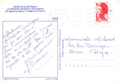 La Roque-Gageac — village niché dans une falaise — Photo J. Sierpinski, Imprimé en France — Verso