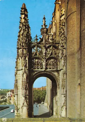 Albi — Basilique Sainte-Cécile — éditeur S.A. Cartes Postales APA-POUX