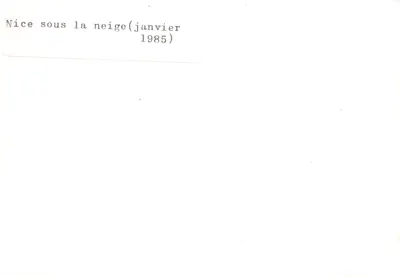Nice — vue hivernale enneigée — éditeur non visible — Verso