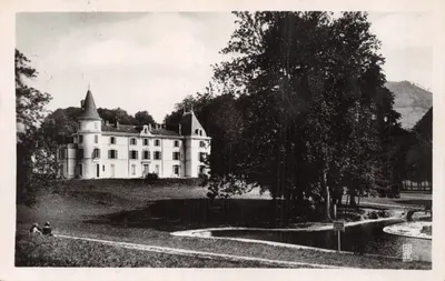 Voiron — Château et parc de la Brunerie — éditeur REAL-PHOTO C.A.P. Paris, n° 43