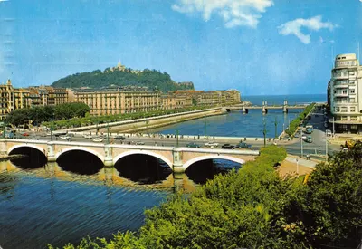 San Sebastián — vue partielle du pont et du mont Igueldo — éditeur Beascoa, n° 1355