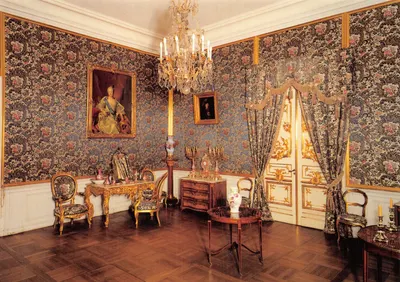 Salon de toilette — Salle de toilette — éditeur non visible  Peterhof