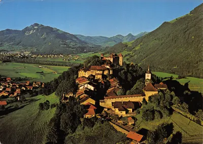 Gruyères — vue aérienne — Colorphoto Édition Deriaz Baulmes n°14320