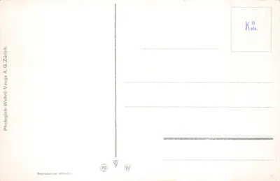 Axenstrasse z Flüelen i Bristenstock (3074 m) — widok z wąwozu skalnego, wydawca Photoglob-Wehrli-Vouga A.G. Zürich, nr J 4373 — Rewers
