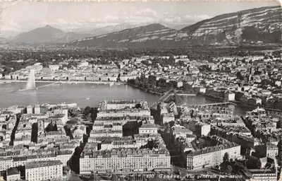 Genève — Vue générale par avion — Éditeur C. SARTORI, n° 130
