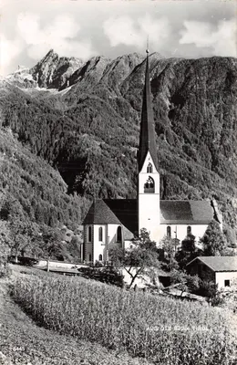 Église d'Otz — vue panoramique avec montagnes en arrière-plan — éditeur Much Heiss' Nachf. Alpiner Kunstverlag