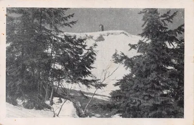 Vue du Kunstanstalt Georg Schmidt — montagne enneigée avec monument au sommet — éditeur Kunstanstalt Georg Schmidt, n° M/0234