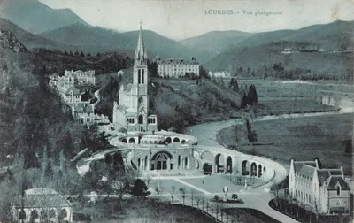 Lourdes - Vue plongeante — éditeur Lourdes, n° 147