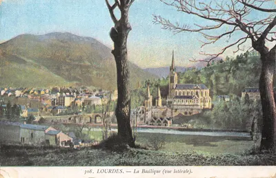 Lourdes — La Basilique (vue latérale) — Édition F. Viron, n° 308
