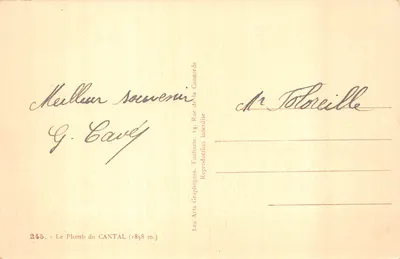 Le Plomb du Cantal — sommet enneigé avec rochers au premier plan — éditeur ARORA — Verso