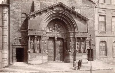 Arles — Église Saint-Trophime — Photo VIGNAL-Arles