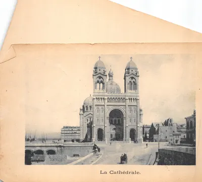 Quay and Basin of La Joliette — port view with ships and railcars — publisher not visible — Back