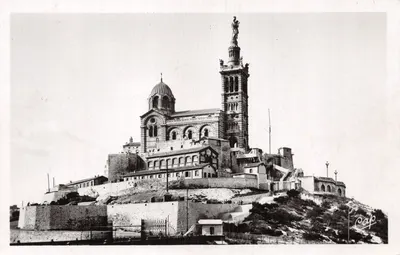 Marseille — Notre Dame de la Garde — éditeur G. A. P. Strasbourg