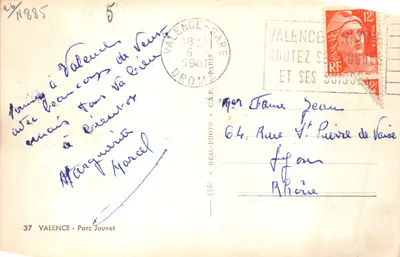 Valence - Park Jouvet — widok parku z basenami i górami na tle — wydawca C.A.P. (nr 37) — Rewers