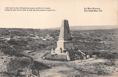 Le Mort-Homme — monument commémoratif sur un terrain dénudé — Édition Verdun
