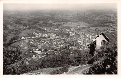Lourdes — Vue générale depuis le Pic-du-Jer — éditeur Magasin général
