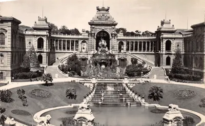 Fontaine du Carrefour du Monde — Palais de la Méditerranée — Éditeur DENER