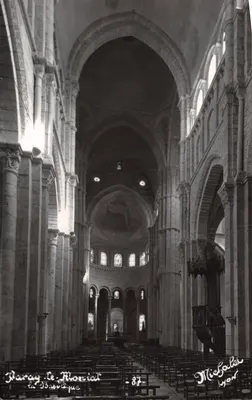 Intérieur de la Basilique de Maray — vue de la nef et des voûtes — éditeur Michalei, Lyon