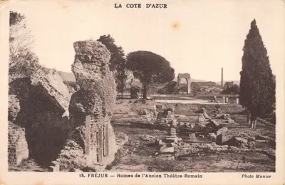 Fréjus — Ruines de l'Ancien Théâtre Romain — Photo Munier, n°15