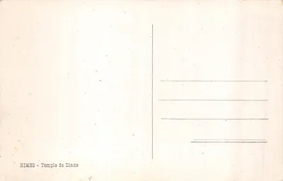 Nîmes - świątynia Diany — ruiny z łukami i kratą — Rewers