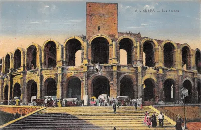 Arles — Les Arènes — éditeur imprimeur non visible