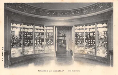 Château de Chantilly — Les Gemmes — B. F., PARIS