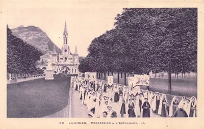 Lourdes — Procession à l'Esplanade — LL, n° 98