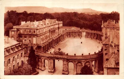 Nancy — Hémicycle de la Carrière — Palais du Gouvernement, éditeur A. Humbilot et Cie