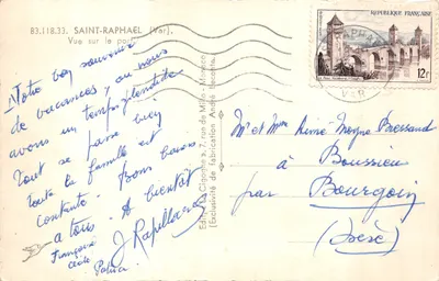 Saint-Raphaël — widok na port z hotelem i jachtami — La Cigogne — Rewers