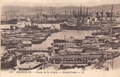 Marseille — Bassin de la Joliette — Joliette Docks — L.L. — n°323