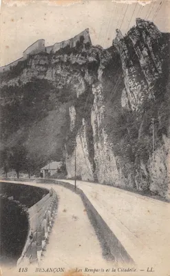 Besançon — Les Remparts et la Citadelle — LL. — n° 113