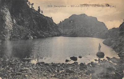 Dauphiné — Belle donne — Lac Merlat (1980 m.) — éditeur non visible, n° 513