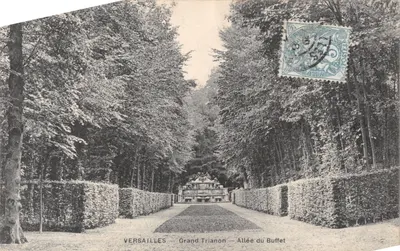 Versailles — Grand Trianon — Allée du Buffet — éditeur Mme Moreau