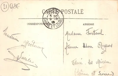 Beaune — Hôpices de Beaune, Hôtel-Dieu, Cour d'Honneur, Le Puits — éditeur impr. sur la carte, n° 461 — Verso