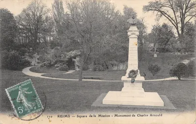 Reims — Square de la Mission — Monument de Charles Arnould