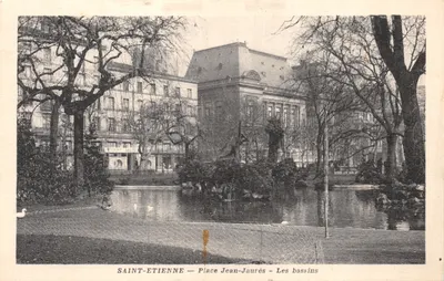 Saint-Étienne — Place Jean-Jaurès — Les bassins — Éditeur : L'Édition Papeterie Générale