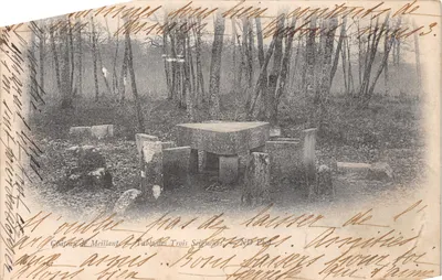 Château de Meillant — Table des Trois Seigneurs — ND Phot