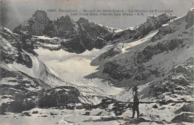 Dauphiné — Massif de Belledonne — Le Glacier de Freydane, Les Trois Pics vus du Lac Blanc — E.R. — n° 1688