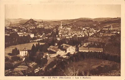 Le Puy (Hte-Loire) — Les 4 Rochers — Phot. Combier Macon n°189