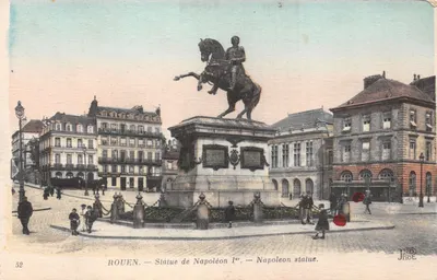 Rouen — Statue de Napoléon Ier — éditeur J. Hot. n°52
