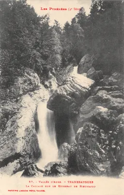 Les Pyrénées (4e Série) — La Cascade sur le Ruisseau de Rieumajou — Phototypie Labouche Frères, Toulouse