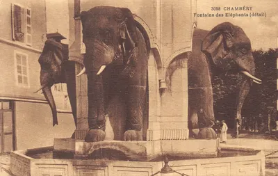 Fontaine des Éléphants — détail — F. de Migieu, Chambéry, n° 3058