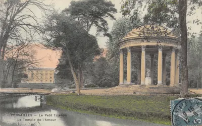 Versailles — Le Petit Trianon — Le Temple de l'Amour — éditeur Mme Moreau, Versailles